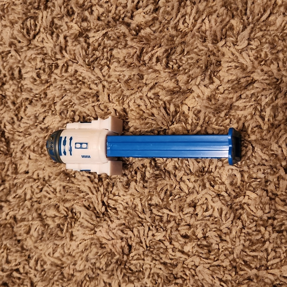 Starwars R2D2 Pez Dispenser